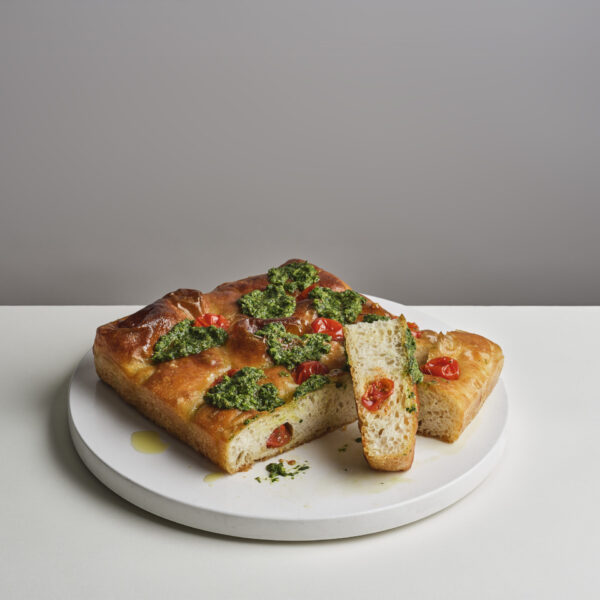Pesto and cherry tomato focaccia (500g)