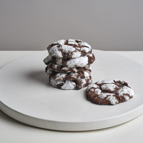 Chocolate Crackle Cookies (6 pieces)