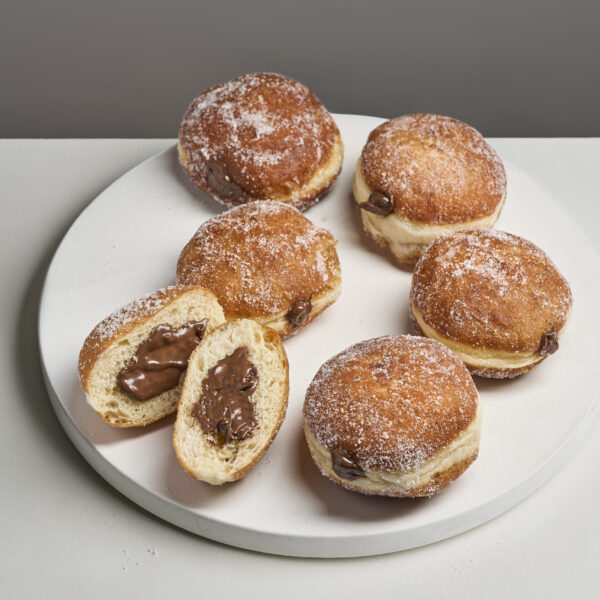 Nutella doughnuts (6 pieces)